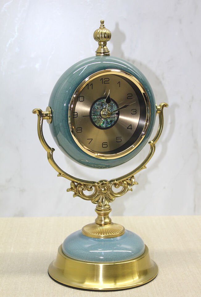 Metal Masa Üstü Saat