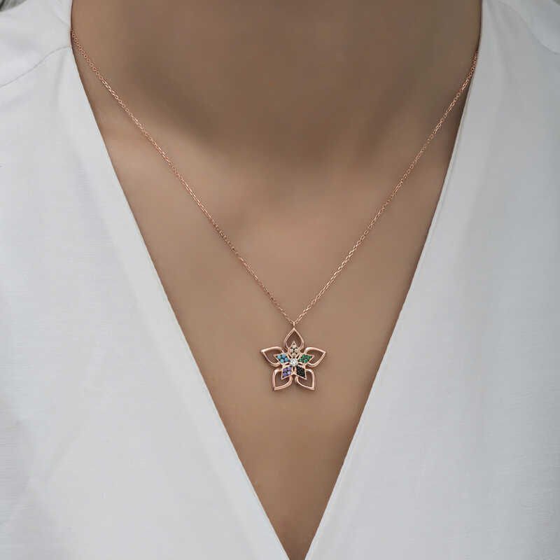 ​925 Ayar Gümüş Renkli Taşlı Çiçek Kadın Gümüş Kolye