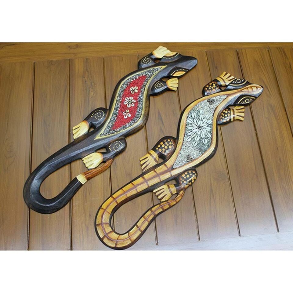 Ahşap Duvara Asmali Kertenkele Figürü