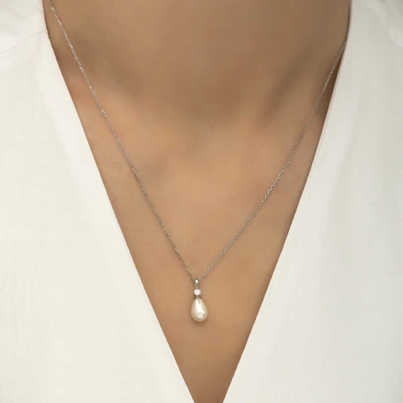 925 Ayar Gümüş Damla İnci Bayan Gümüş Kolye