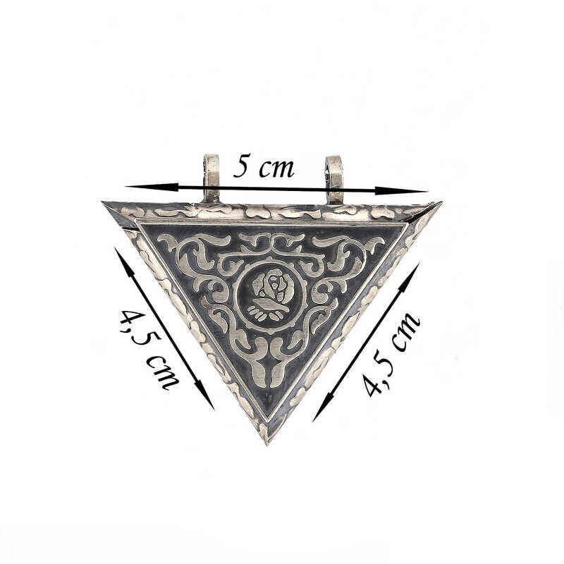 925 Ayar Gümüş Üçgen İçi Açılabilen Gül Muskalık Gümüş Kolye