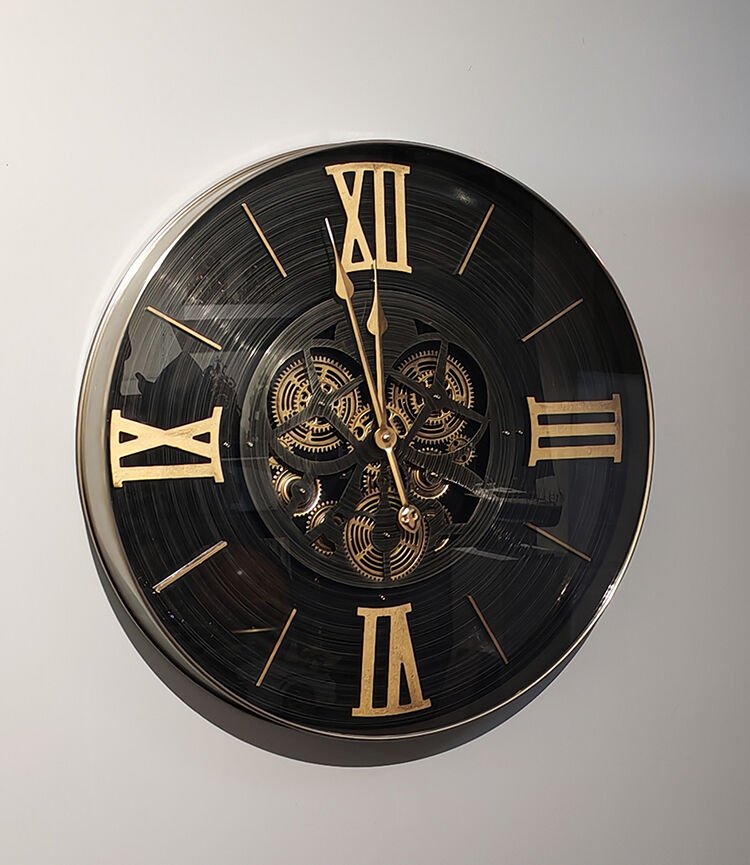 Özel Tasarım Metal Çarklı Duvar Saati