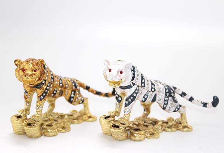 Taşlı Tekli Leopar