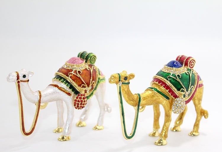 Taşlı Tekli Deve Figürü