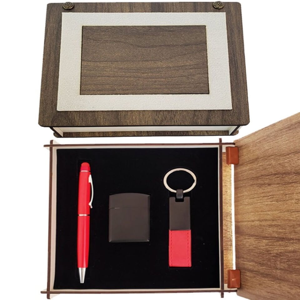 Ahşap Kutulu Kırmızı Kalem Anahtarlık ve Çakmak Set