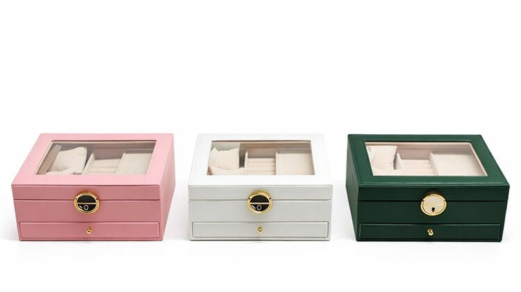 Makyaj Ve Takı Kutusu