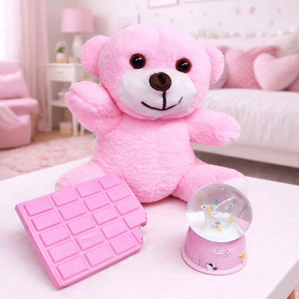 Pembe Peluş Ayıcık Kar Küresi Ve Pembe Çikolata Not Defteri