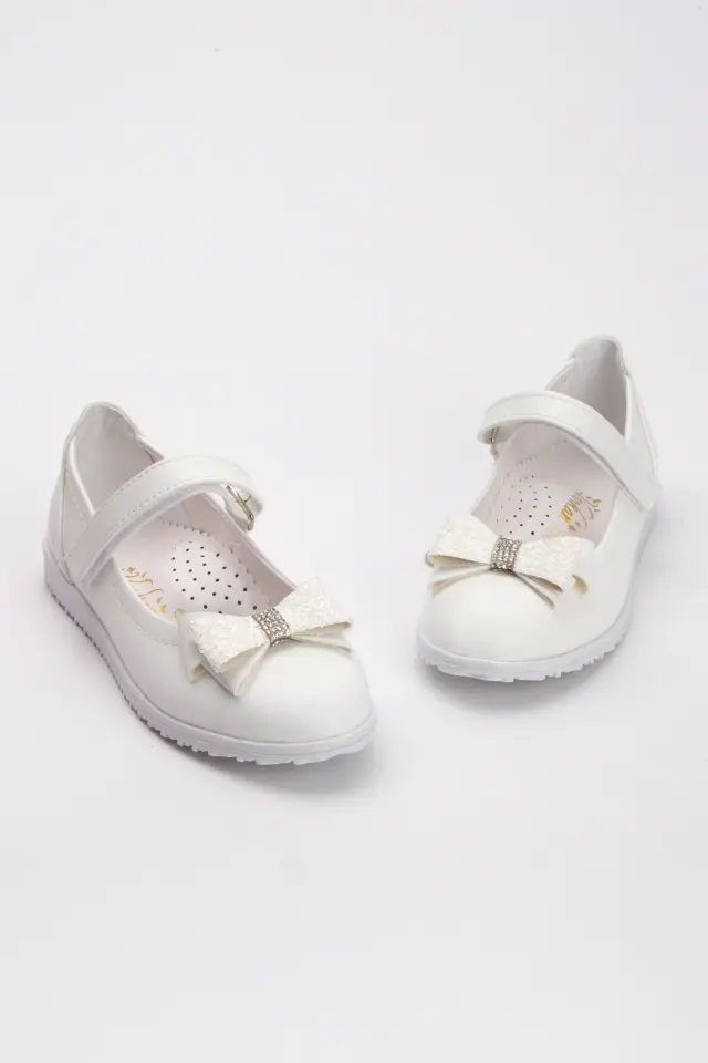 Beyaz Kaymaz Taban Kız Çocuk Prenses Babet