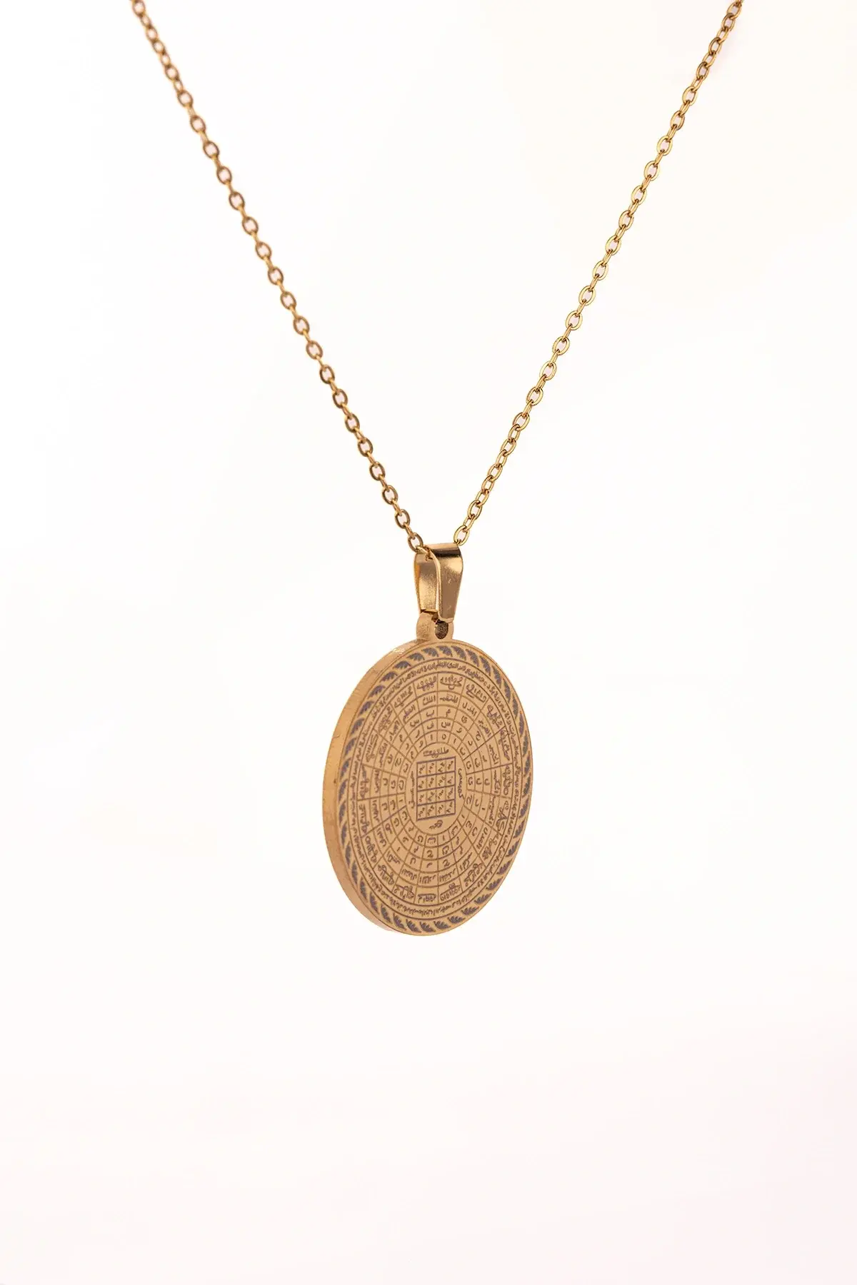 Altın Renk Cennetül Esma Yazılı Çelik Kolye Kararmaz Paslanmaz Zincirli Unisex Kolye