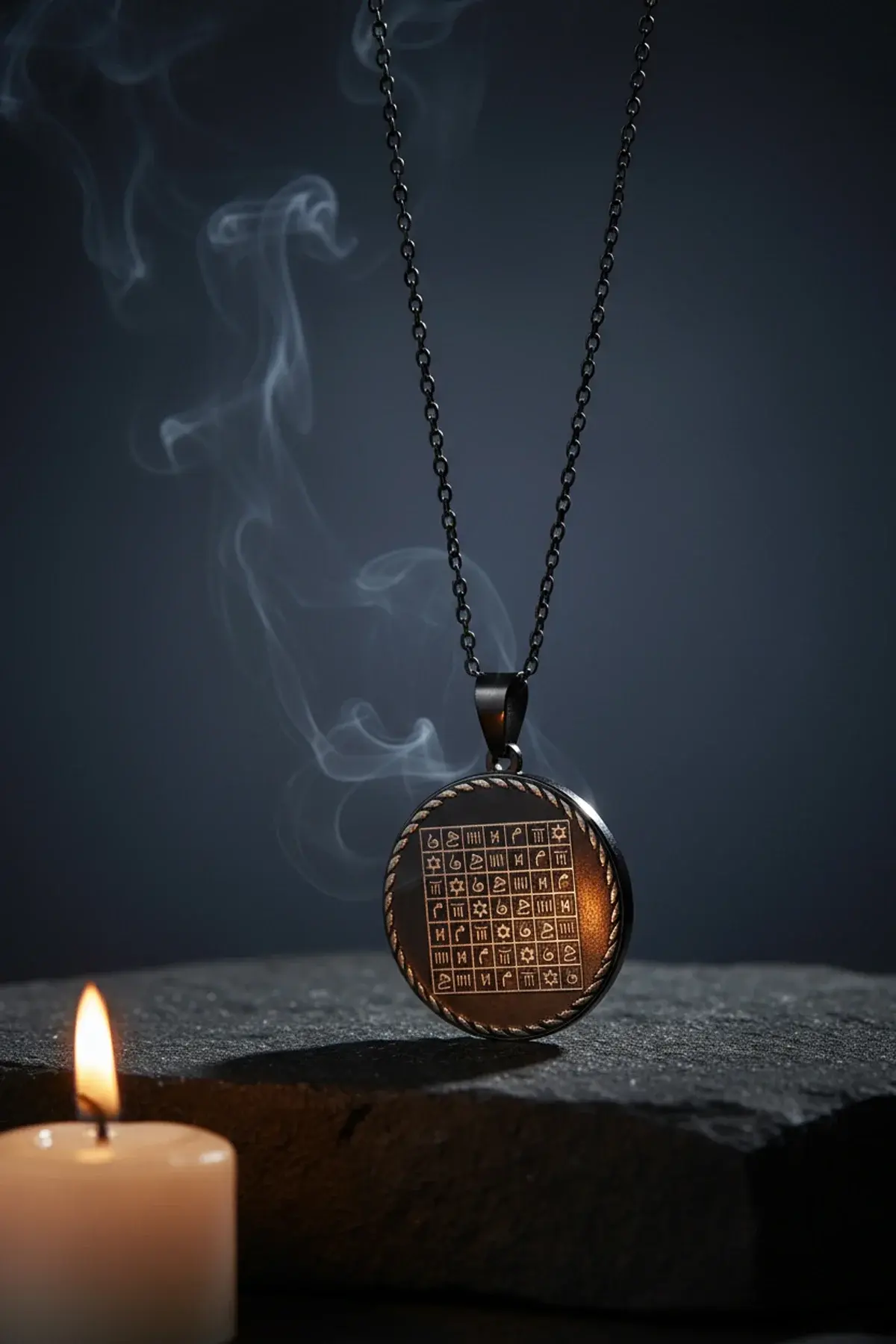 Celcelütiye Ve İsm-i Azam Vefk Yazılı Çelik Kolye Titanyum Renk Paslanmaz Zincir (unisex)