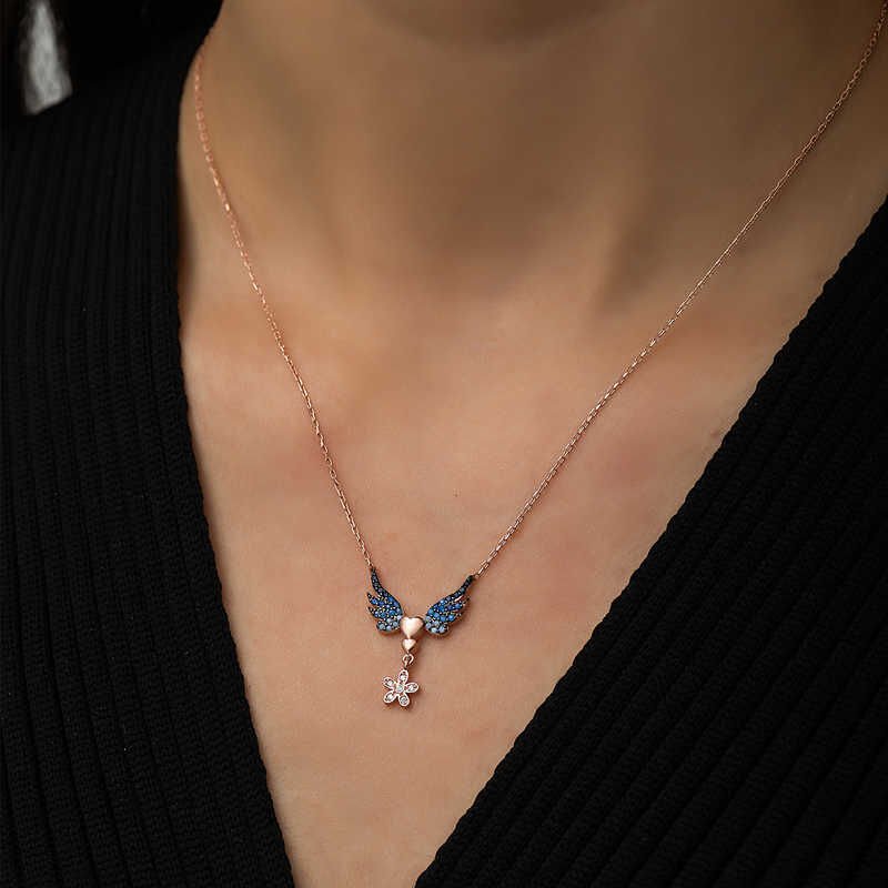 925 Ayar Gümüş Çiçekli Kanatlı Kalpli Kadın Gümüş Kolye